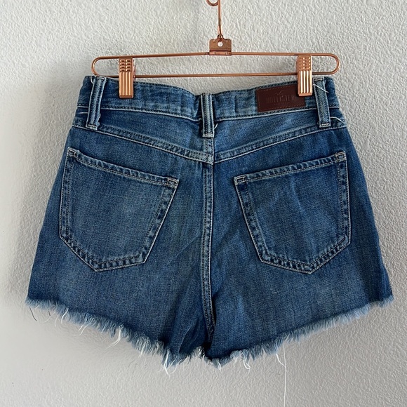 Hollister Ultra High Rise Mom Short 3" 100% Cotton Tie Front W25 1 - Picture 2 of 6